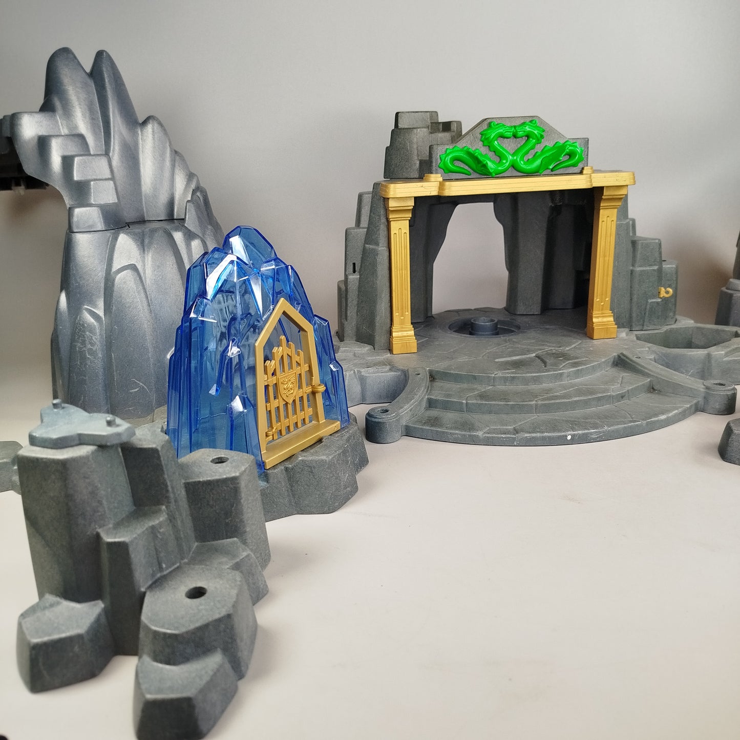 Playmobil Bundle Fantasy Burg mit Drache & Kristalltor