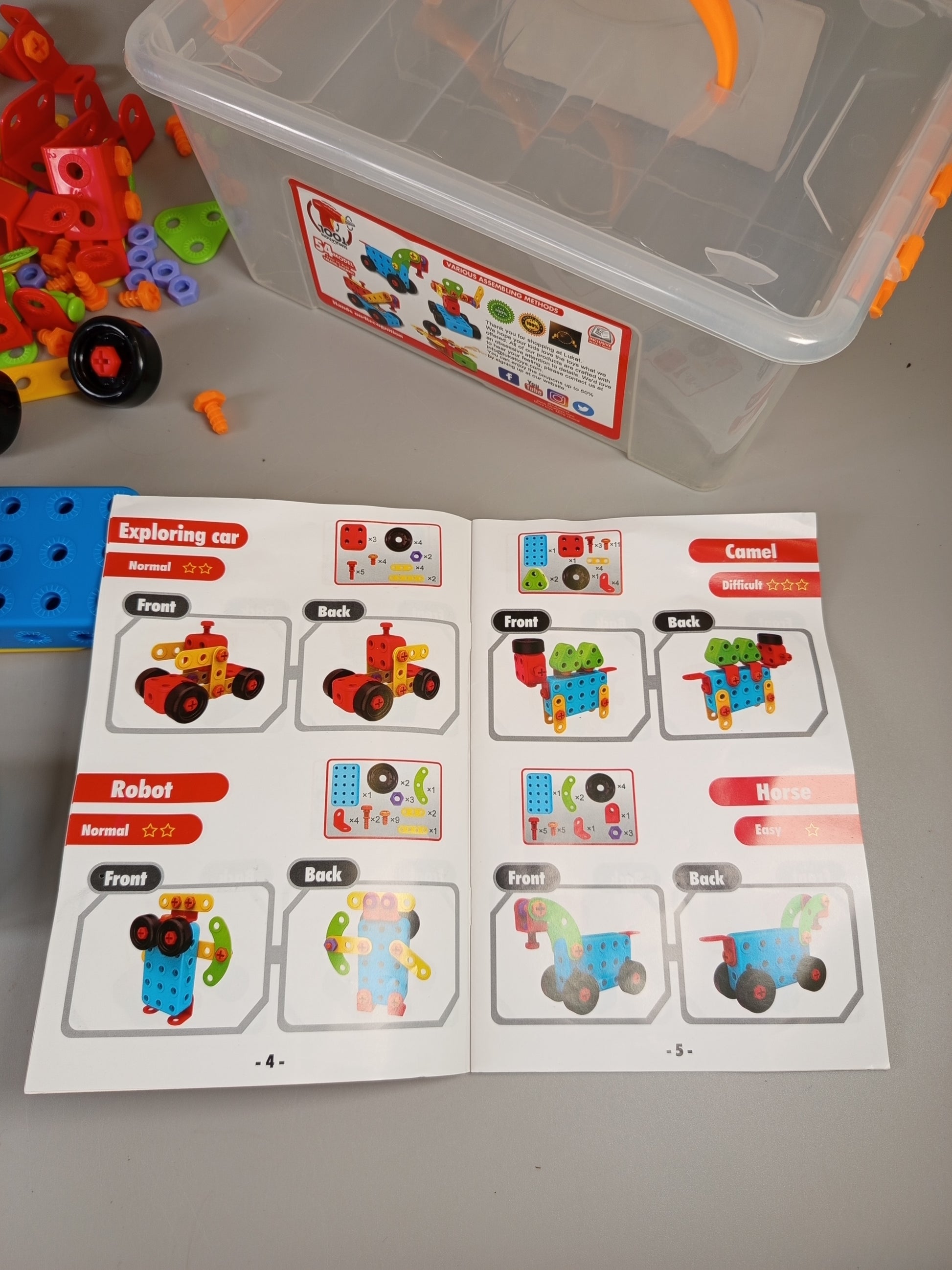 Lukat Konstruktionsspielzeug - 3D Schraubspiel