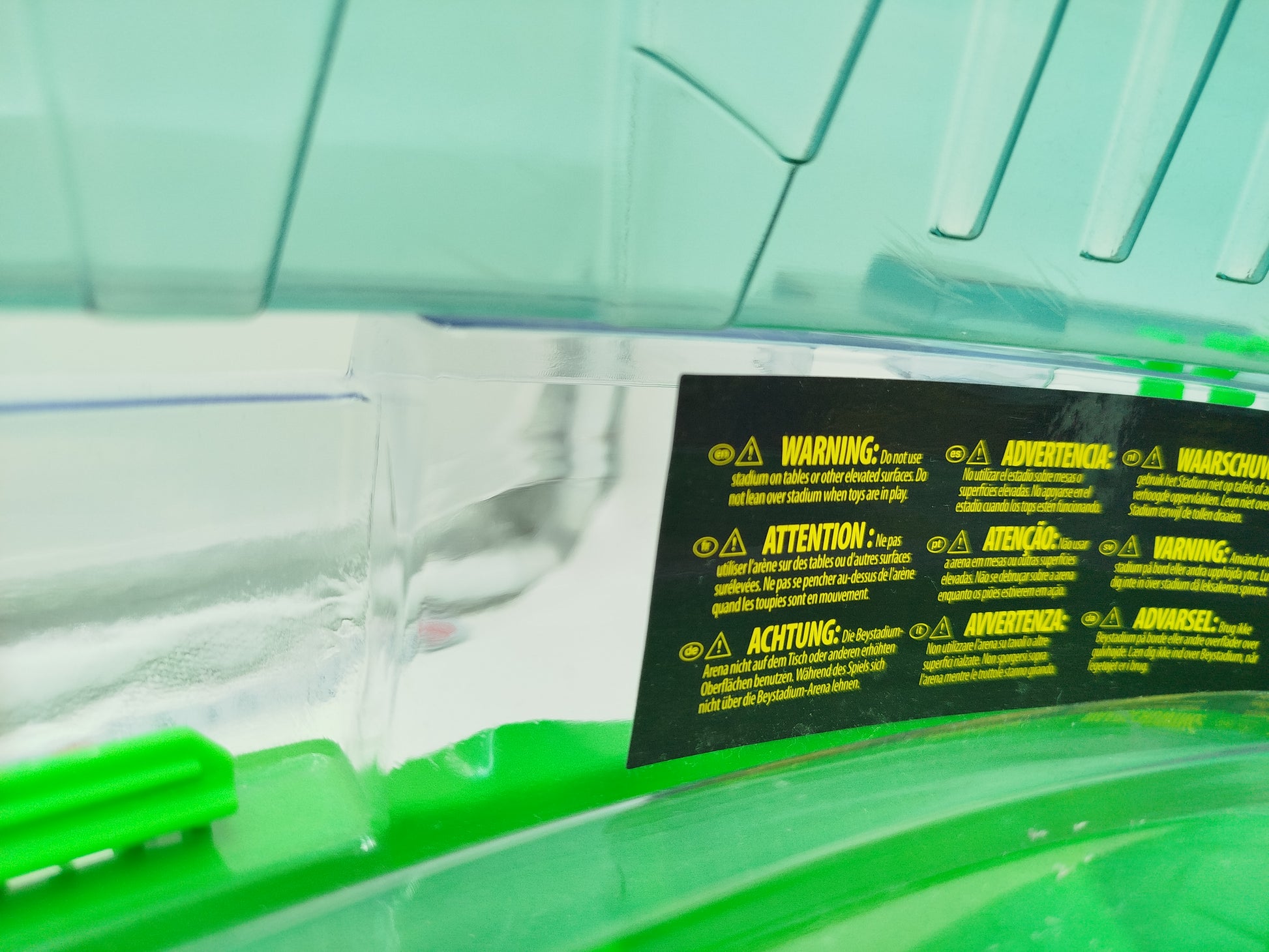 Hasbro Beyblade Battle Arena & Beyblade Zubehör, gut erhalten