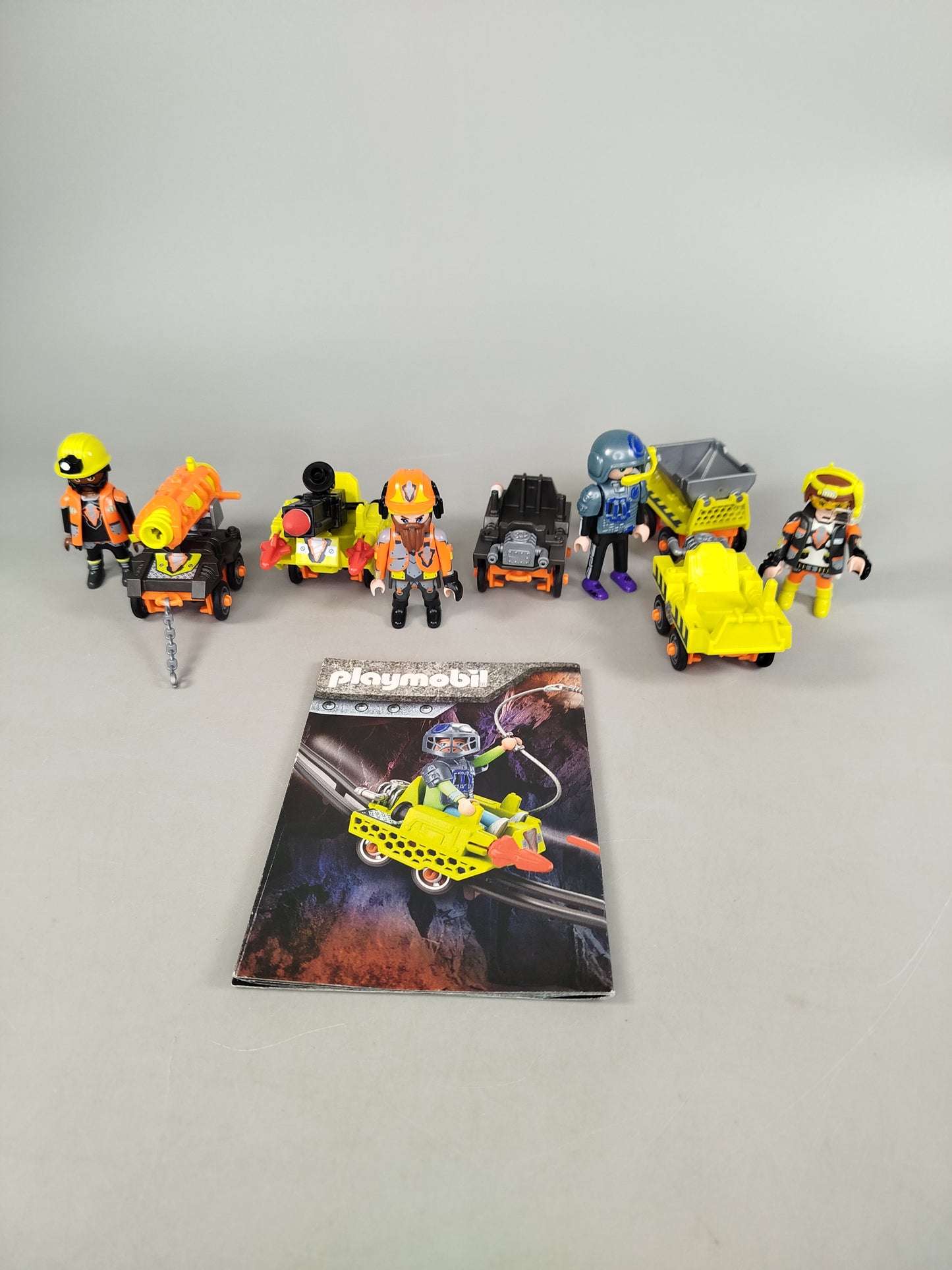 Playmobil Dino Rise Abenteuerset 70925, 70929 – mit Figuren & Fahrzeugen