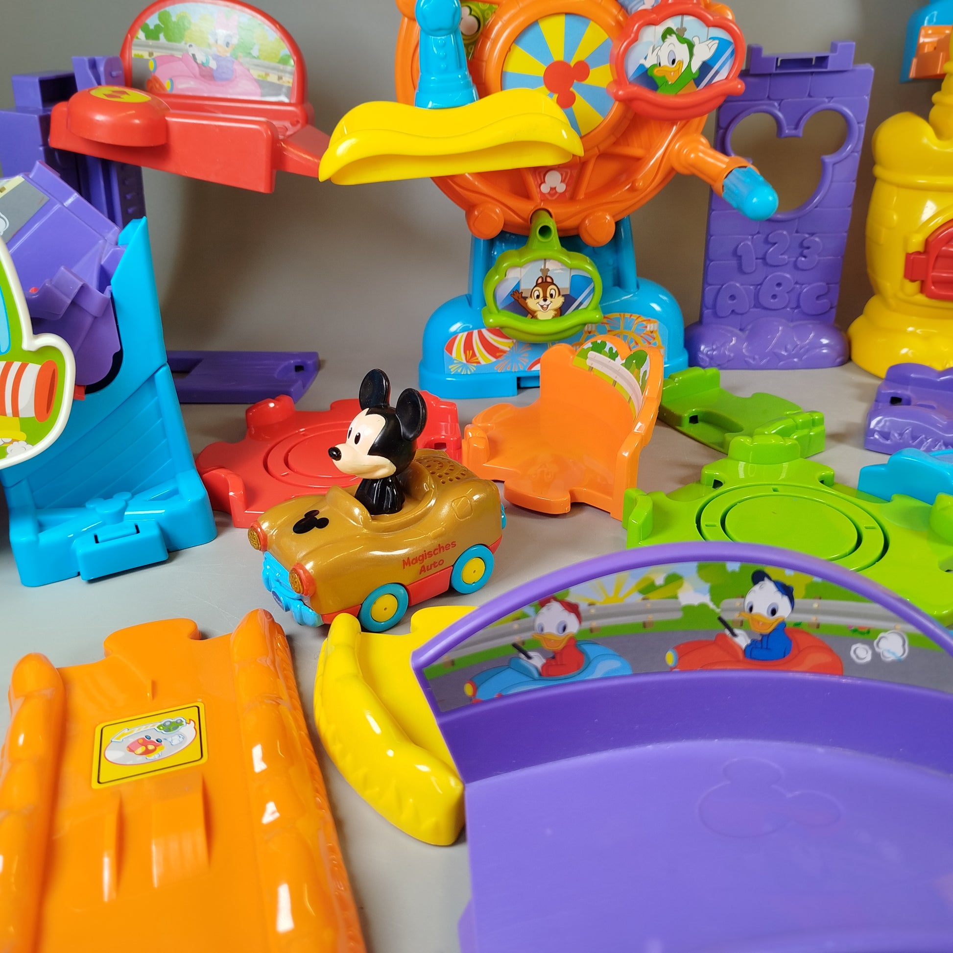 VTech Disney Tut Tut Baby Flitzer – Mickys magisches Wunderland Set
