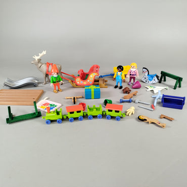 Playmobil Weihnachtswerkstatt Set von 3 Figuren mit Zubehör