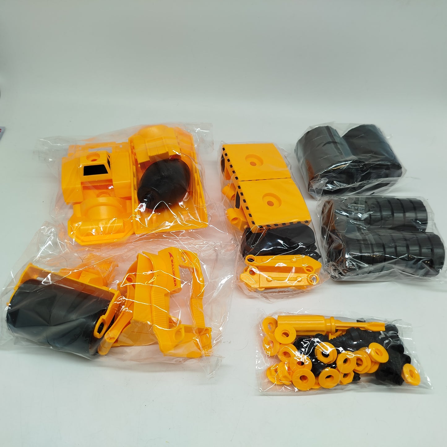 VonPlay Baufahrzeuge 6-in-1 DIY Konstruktionsset mit Werkzeug, OVP