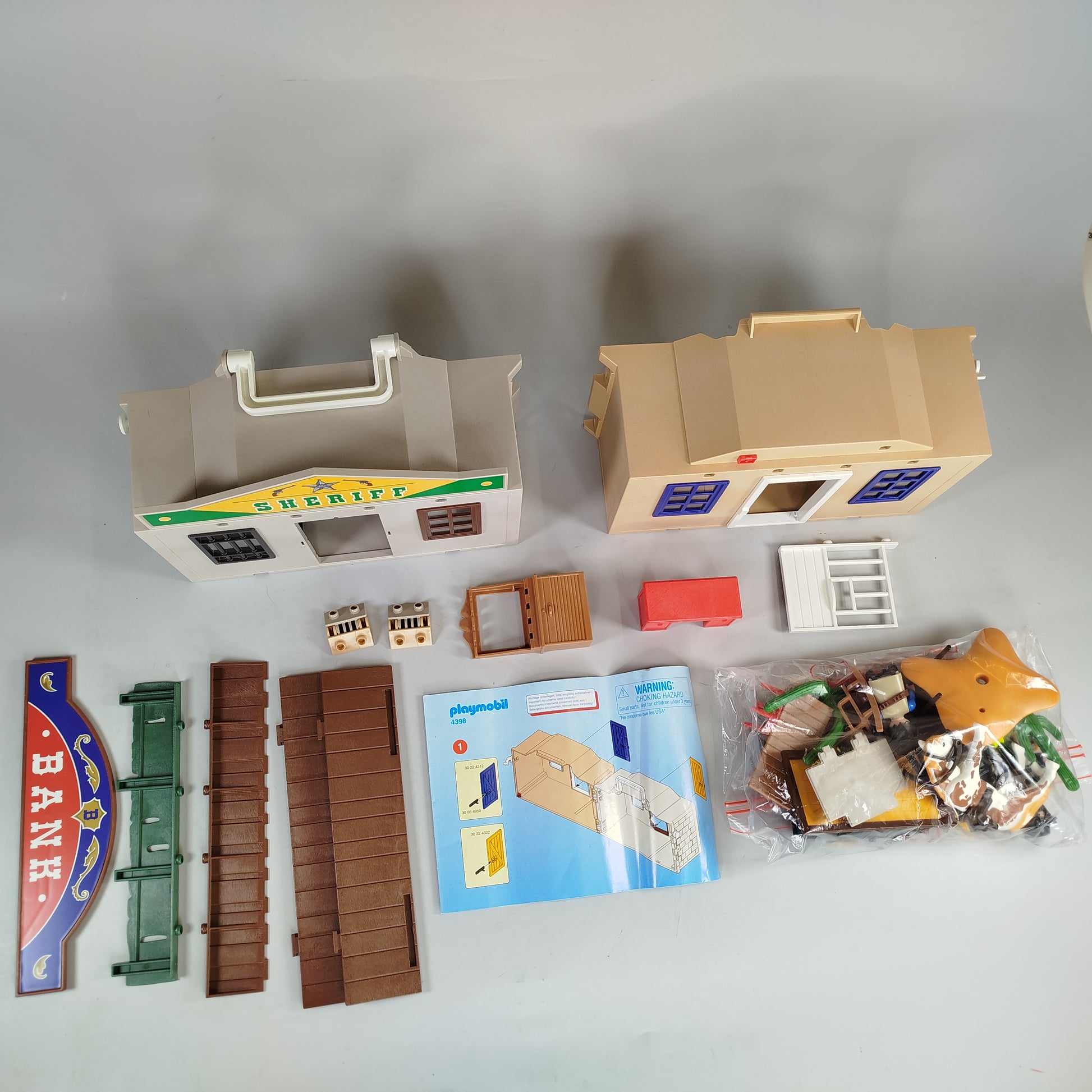 Playmobil Western Stadt mit Sheriff- und Bankgebäude