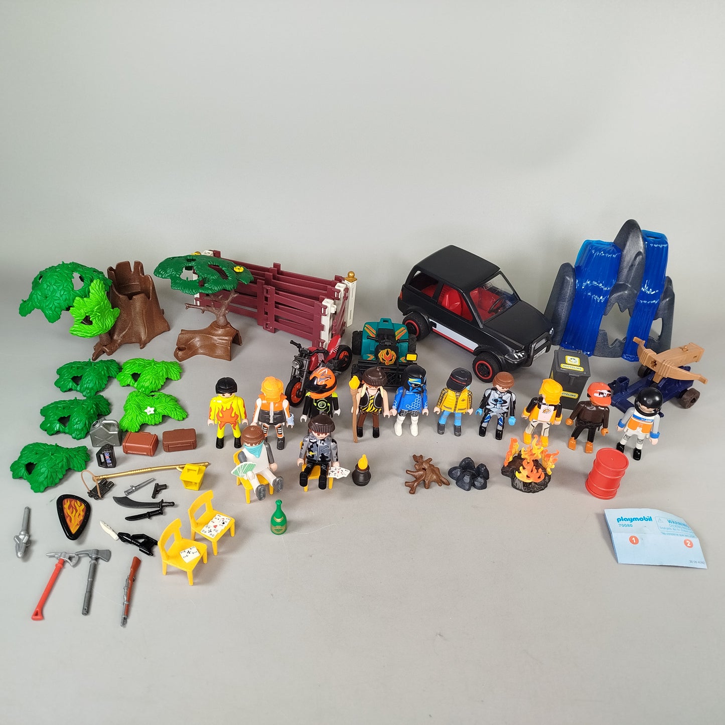 Playmobil Konvolut ca. 2 kg – Figuren, Fahrzeuge & Zubehör gemischt