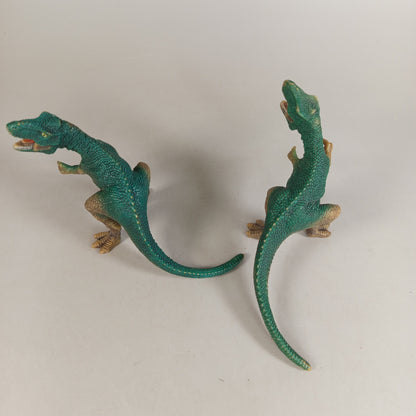 Dinosaurier Figuren Set von 6 – Urzeit Tiere & Raubsaurier