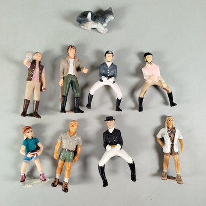 Schleich Bundle Reiterhof Set von 9 Figuren & Zubehör