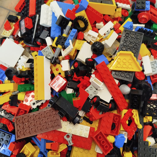 LEGO Konvolut ca. 1,8 kg – Bausteine & Teile
