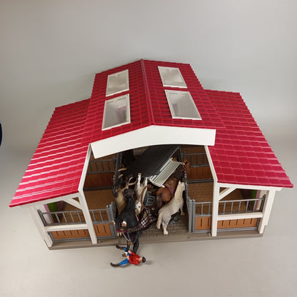 Schleich Bundle Pferdestall Spielset 12 Pferde & Reiter Zubehör