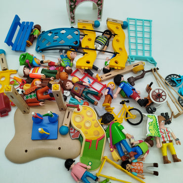Playmobil Bundle Spielplatz Figuren, gebraucht, ab 3 Jahre | geprüft 