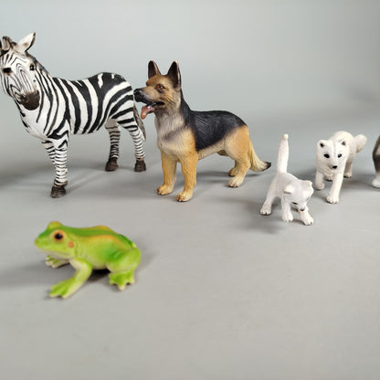 Schleich Tierfiguren Set von 12 – in sehr gutem Zustand