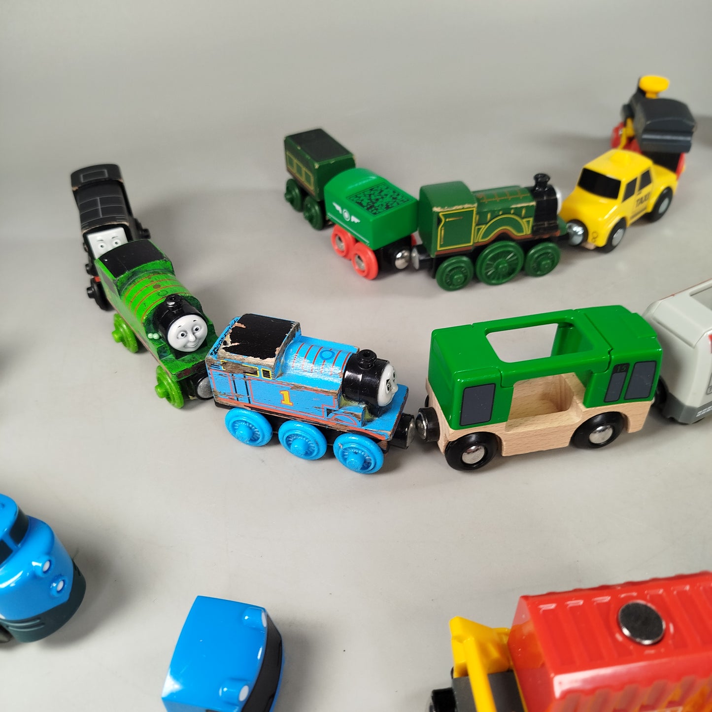 BRIO Bundle Thomas & seine Freunde 18x Holzzüge