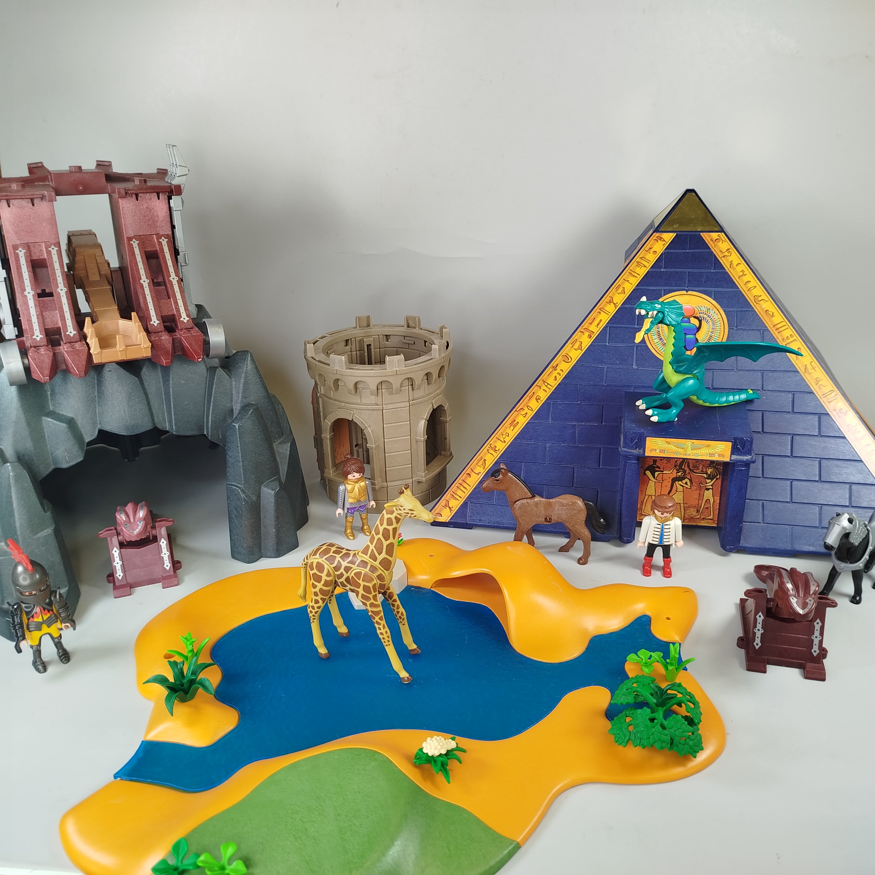 Playmobil Konvolut 8,5 kg – Ritter, Ägypten & Abenteuer Sets