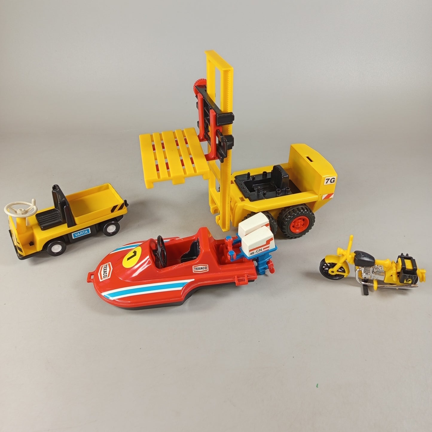Playmobil Bundle Rennwagen & Gabelstapler mit Zubehör