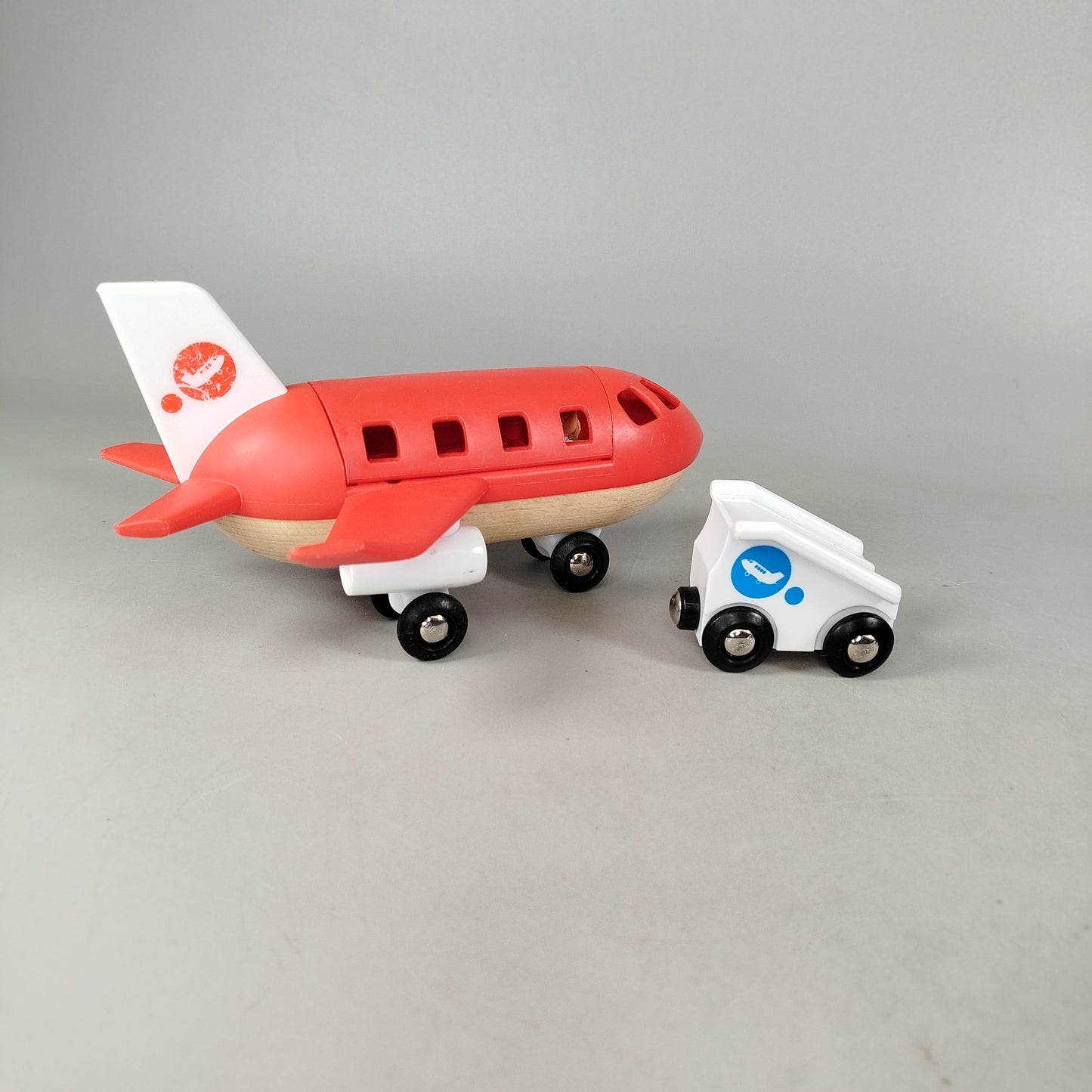 BRIO Bundle Thomas & Friends 14 Züge Autos Flugzeug