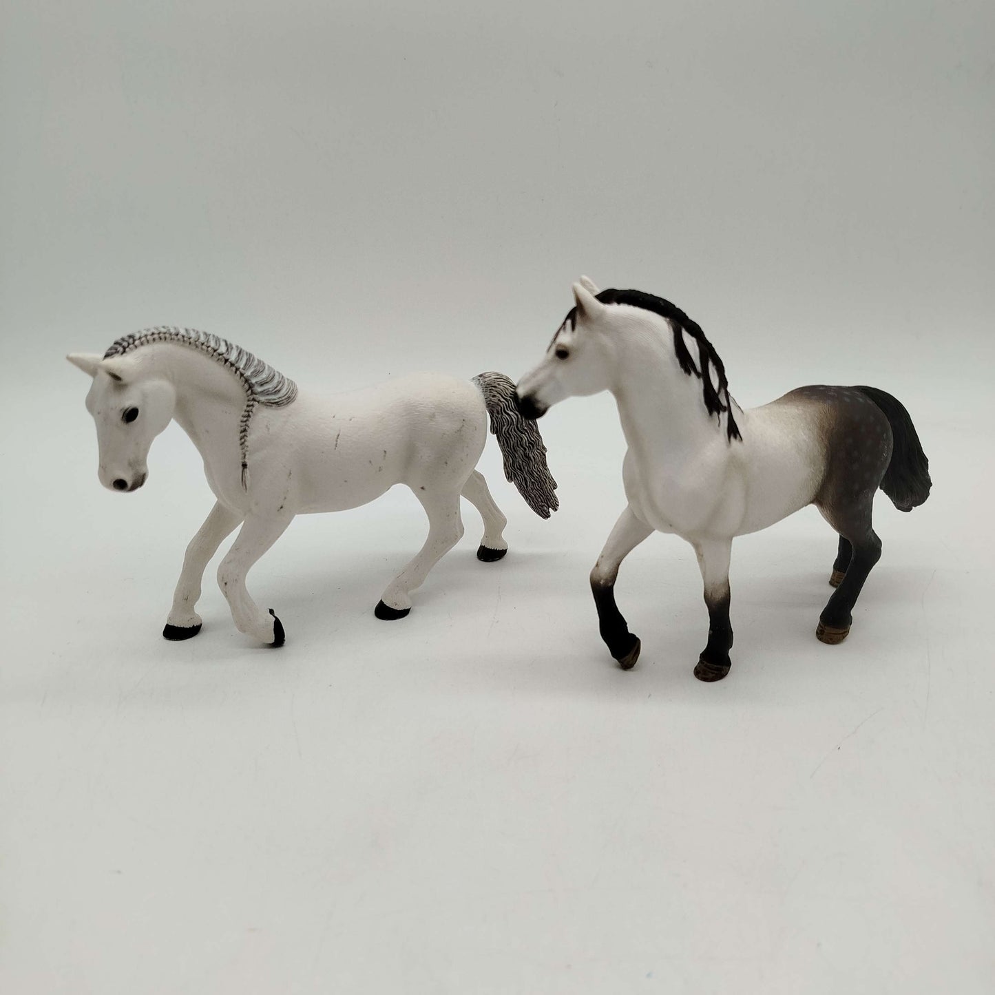 Schleich Bundle Set von 5 Pferde & Okapi Tierfiguren