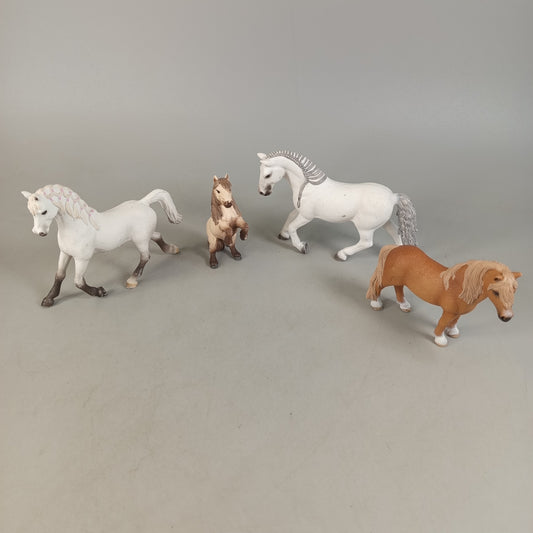 Schleich Bundle Pferde 4x inkl Fohlen, gebraucht, ab 3 4 5 Jahre | ✅ geprüft 