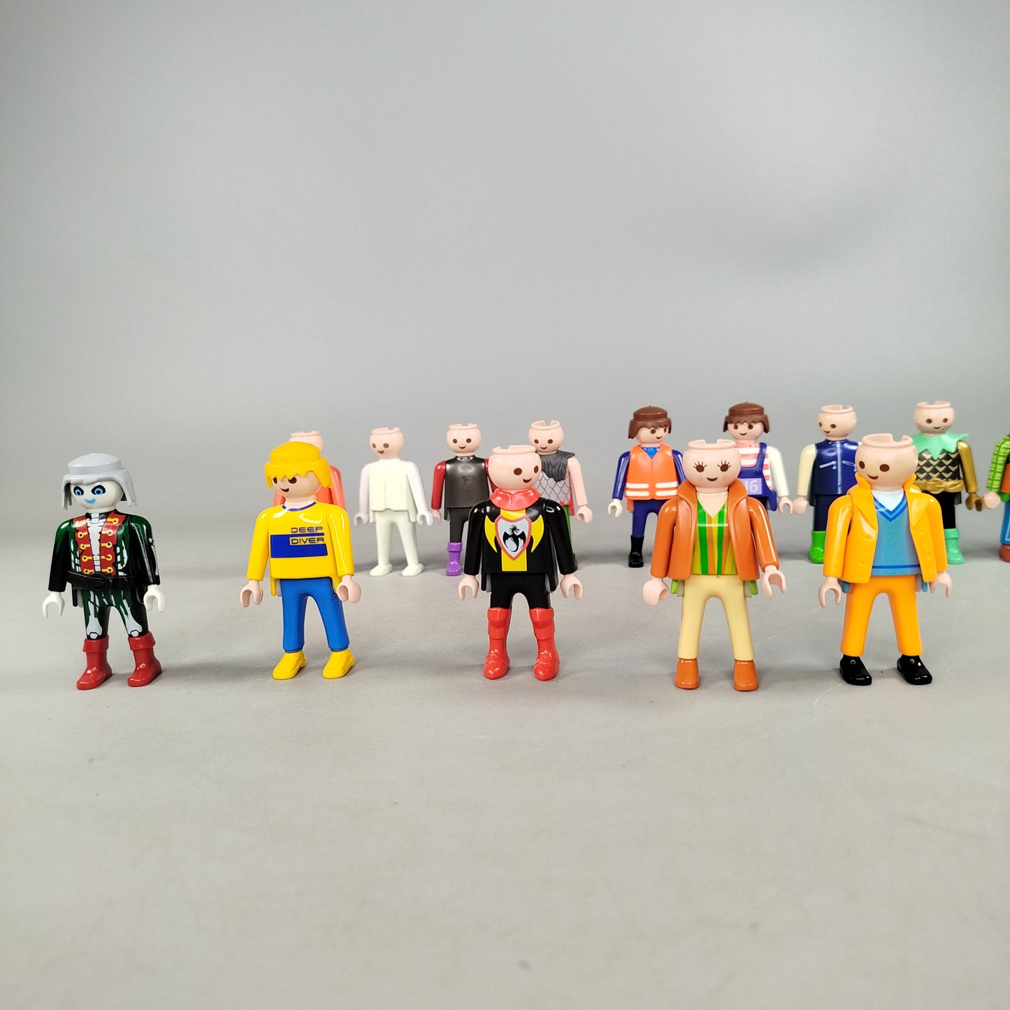 Bundle Playmobil 🏠 16x Figuren Set, gebraucht, ab 3 4 5 Jahre | ✅ geprüft 