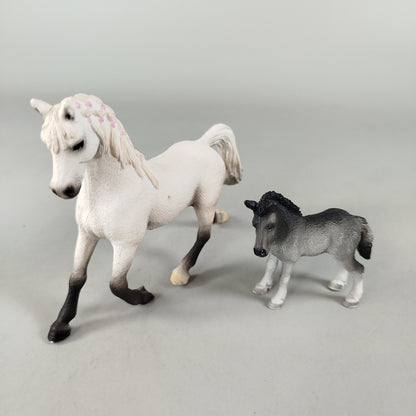 Schleich Bundle Pferdefiguren 13279 13290 13625 Set von 7 Figuren