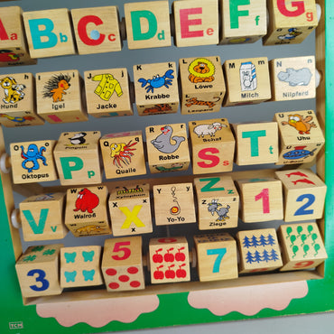 TCM Lernspielzeug - Holz Alphabet & Zahlen, gut