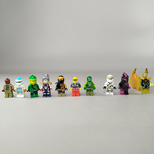 LEGO Bundle Fantasy & Abenteuer Set von 10 Minifiguren