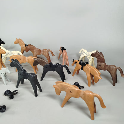 Playmobil Bundle Pferde 23x Spielpferde & Zubehör