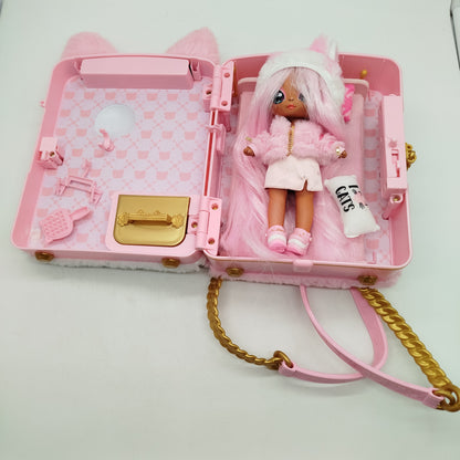 MGA Entertainment Na! Na! Surprise 3-in-1 Rucksack-Schlafzimmer