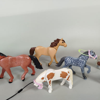 Playmobil Pferde Set von 10 Figuren – mit Fohlen & Zubehör