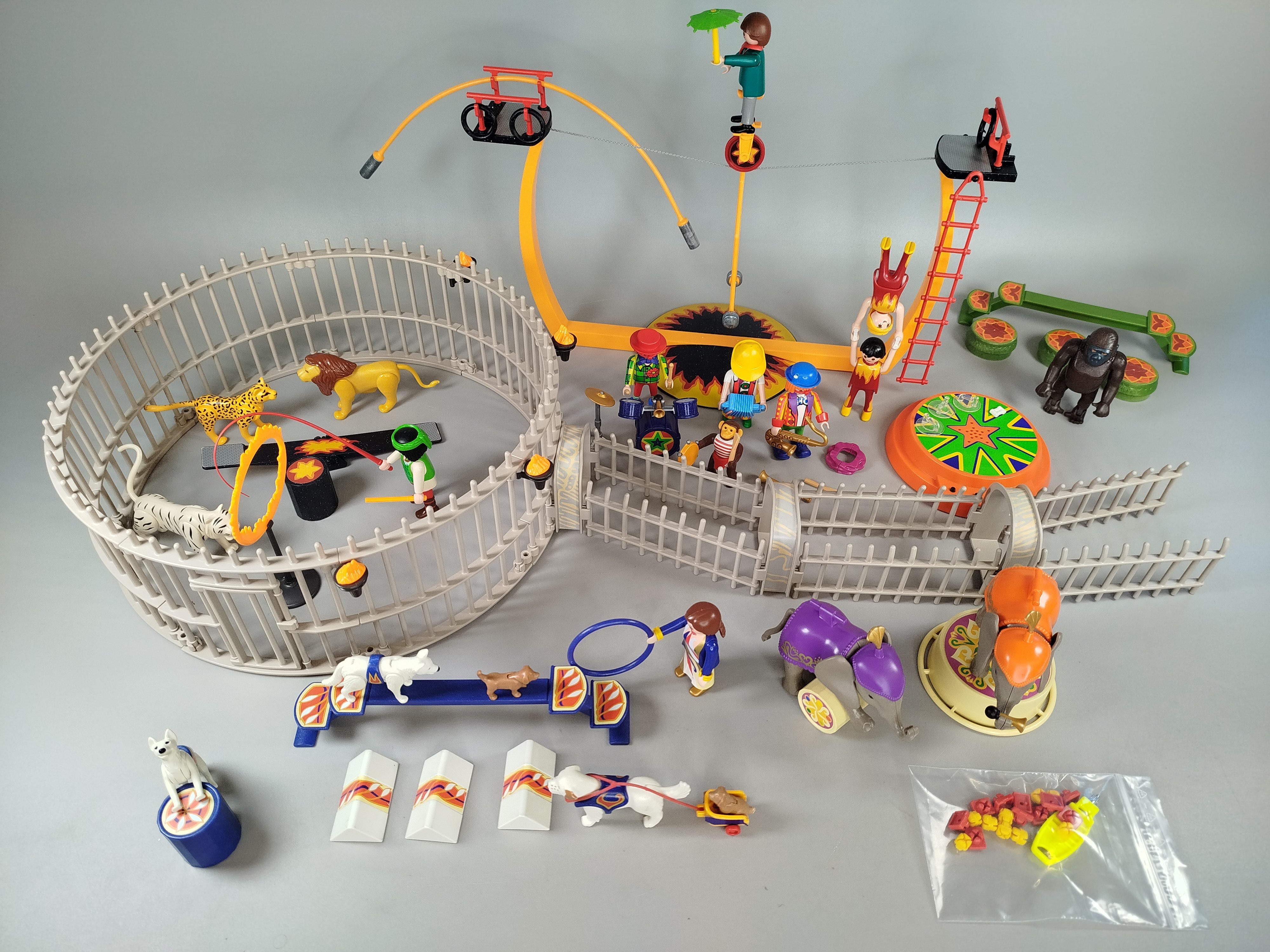 Playmobil vintage Zirkus-Set 4233, 4236 – Figuren & Tiere, wie neu