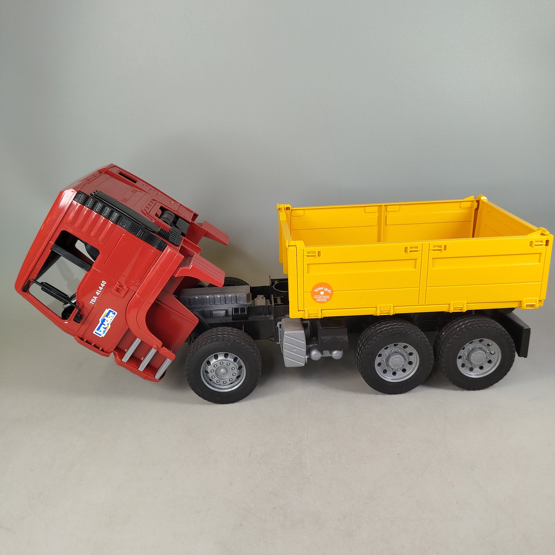 Bruder Bundle MAN TGA Liebherr 912 2er Kipper & Bagger, gebraucht, ab 3 Jahre 
