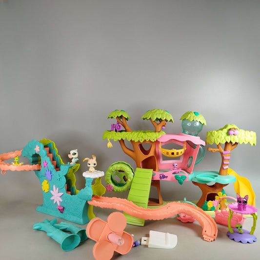 Hasbro Bundle Littlest Pet Shop Magic Motion Baumhaus