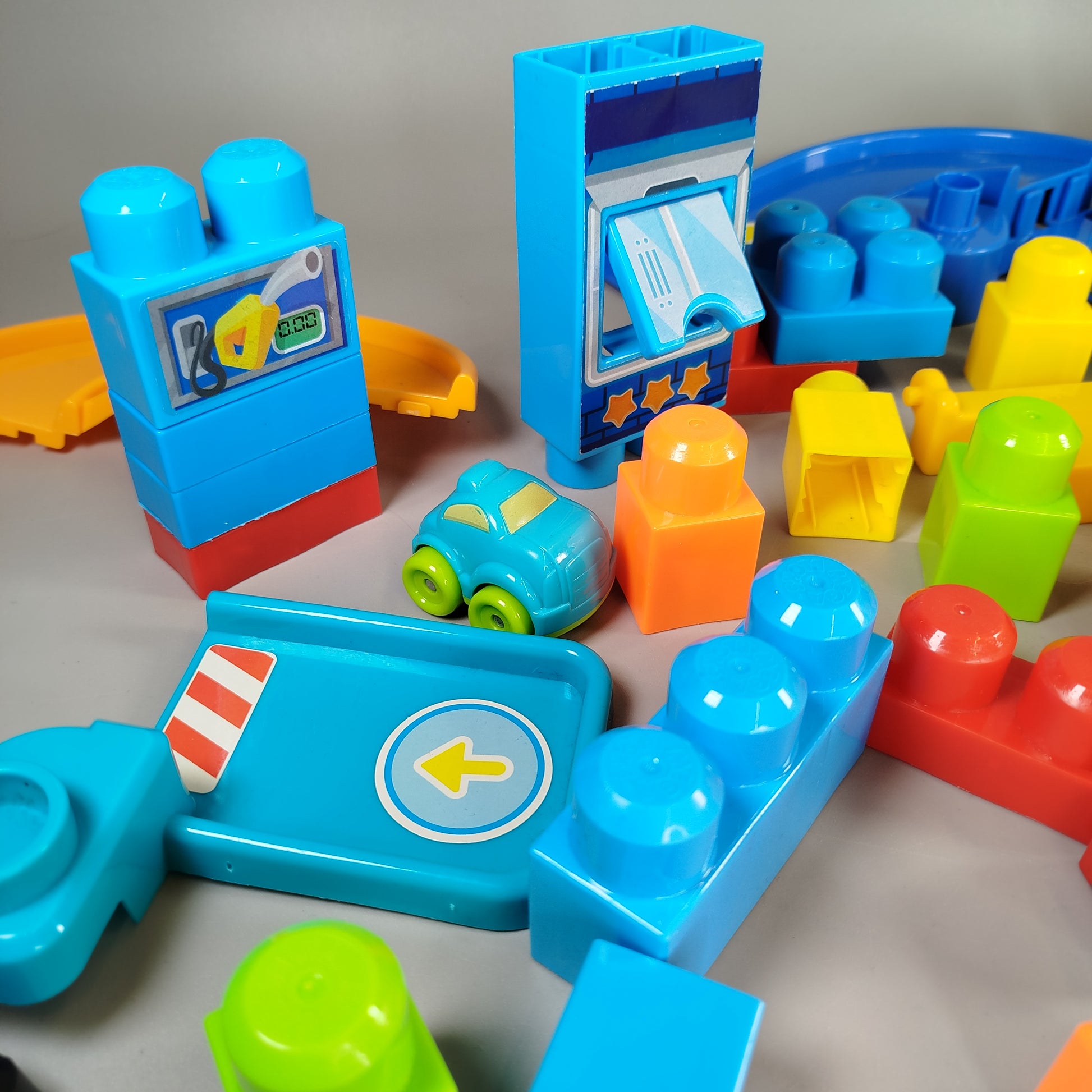 Mega Bloks First Builders Spinning Garage Set, gut erhalten