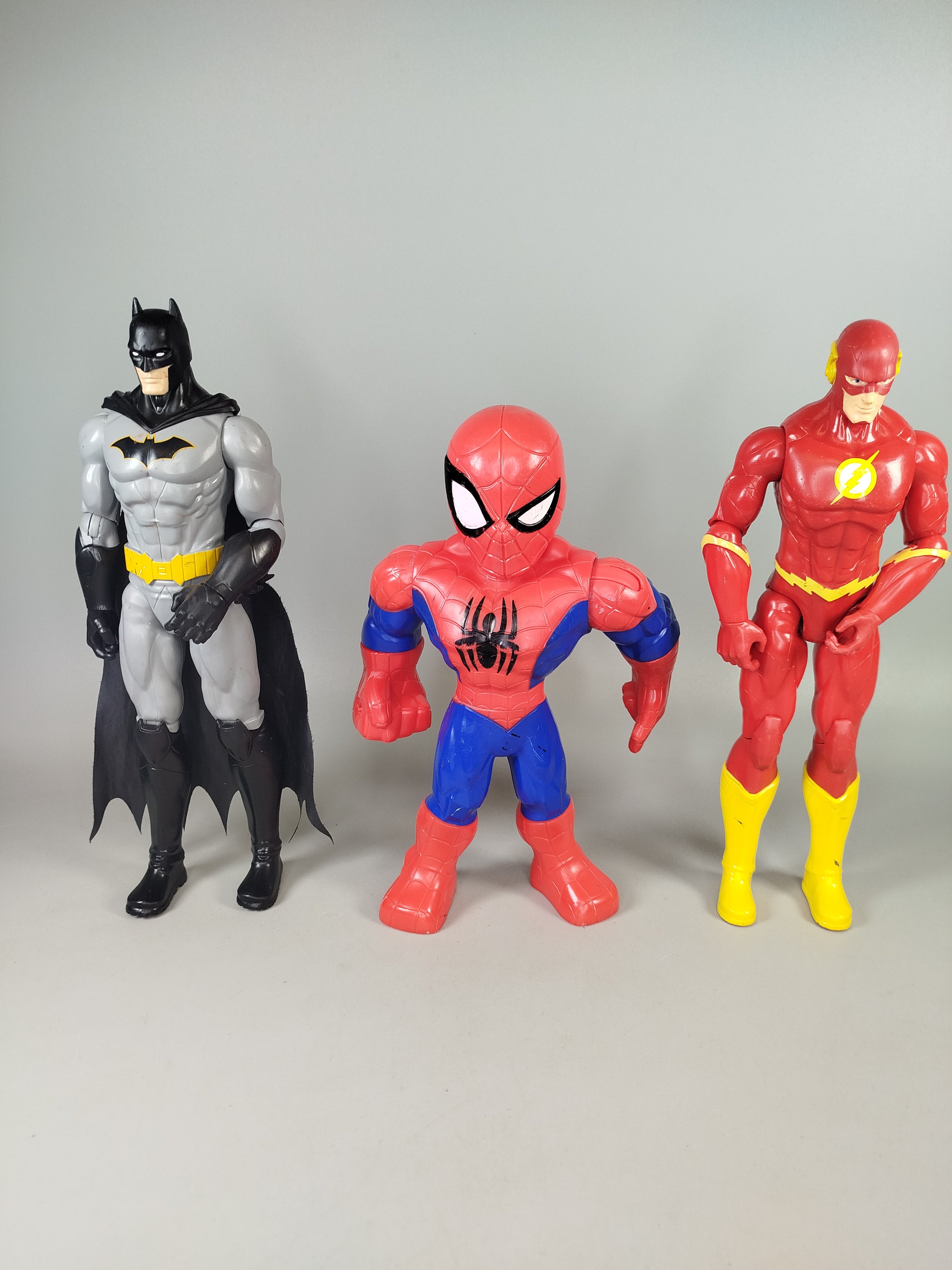 Marvel Superhelden Actionfigur Set von 3 – Batman, Spider-Man, Flash