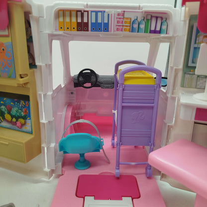 Barbie Bundle 2-in-1 Krankenwagen FRM19 mit Puppe