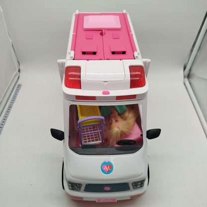 Barbie Bundle 2-in-1 Krankenwagen FRM19 mit Puppe