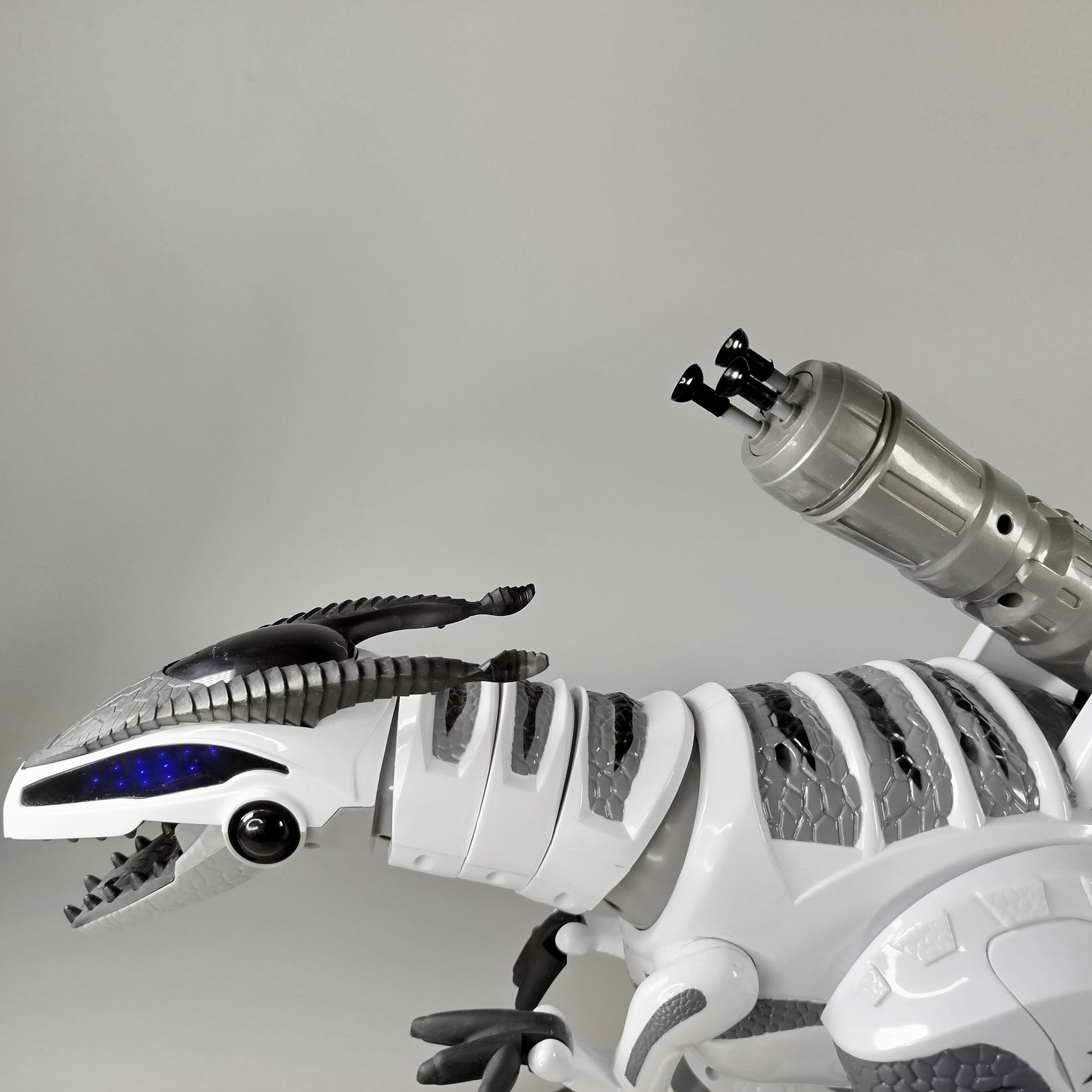 Roboter Dinosaurier - Ferngesteuert mit LED & Kanonenfunktion