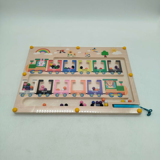 Montessori Zahlen & Farben-Labyrinth Zugmotiv