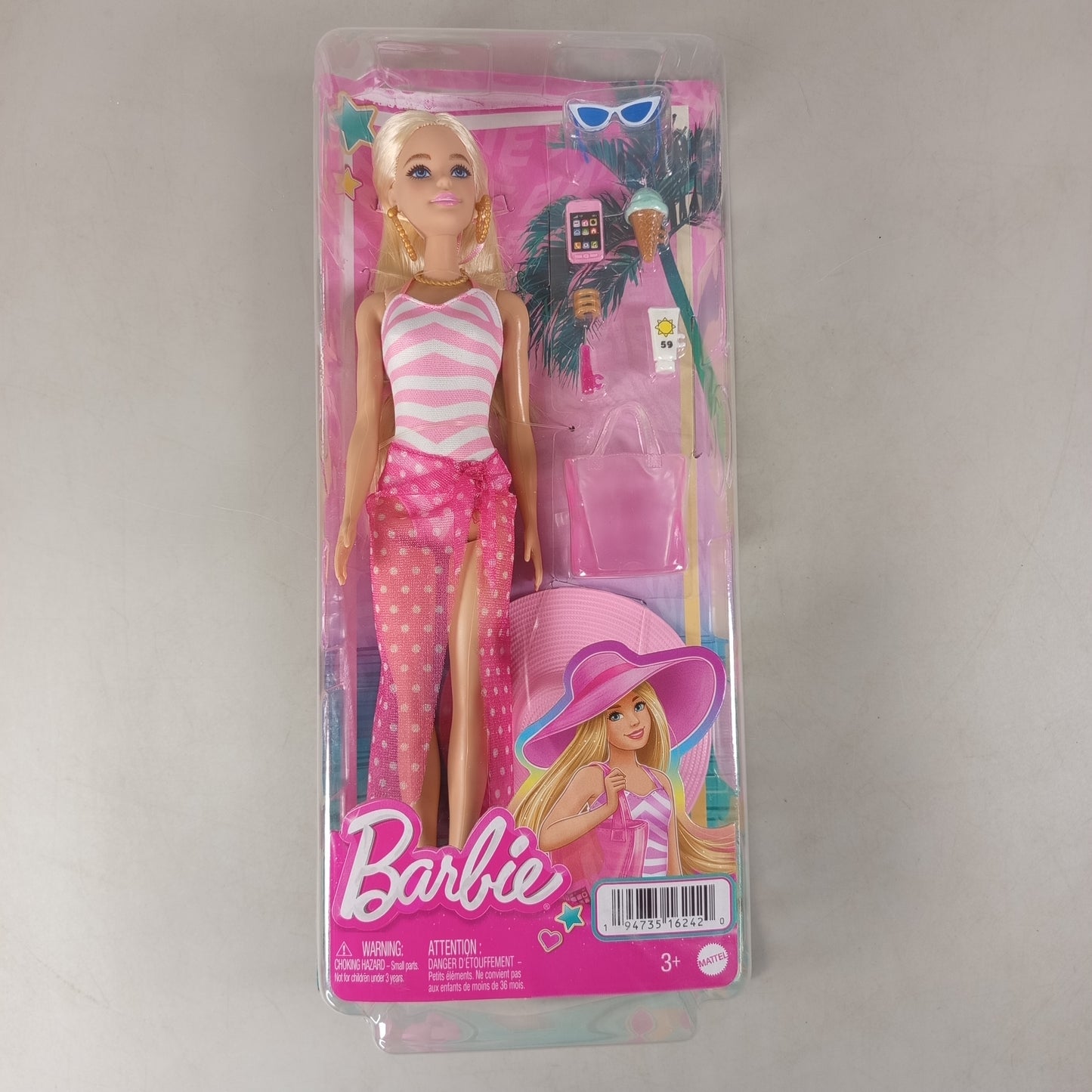 Barbie Modepuppe mit Zubehör Neu