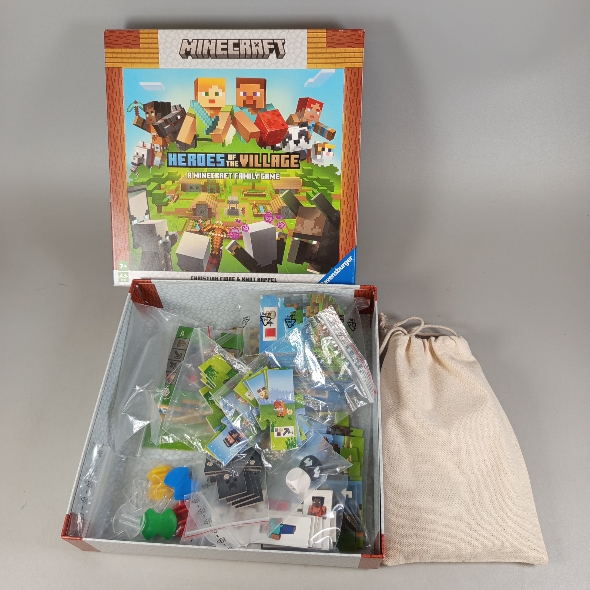 Ravensburger Brettspiel – Minecraft Heroes of the Village, OVP