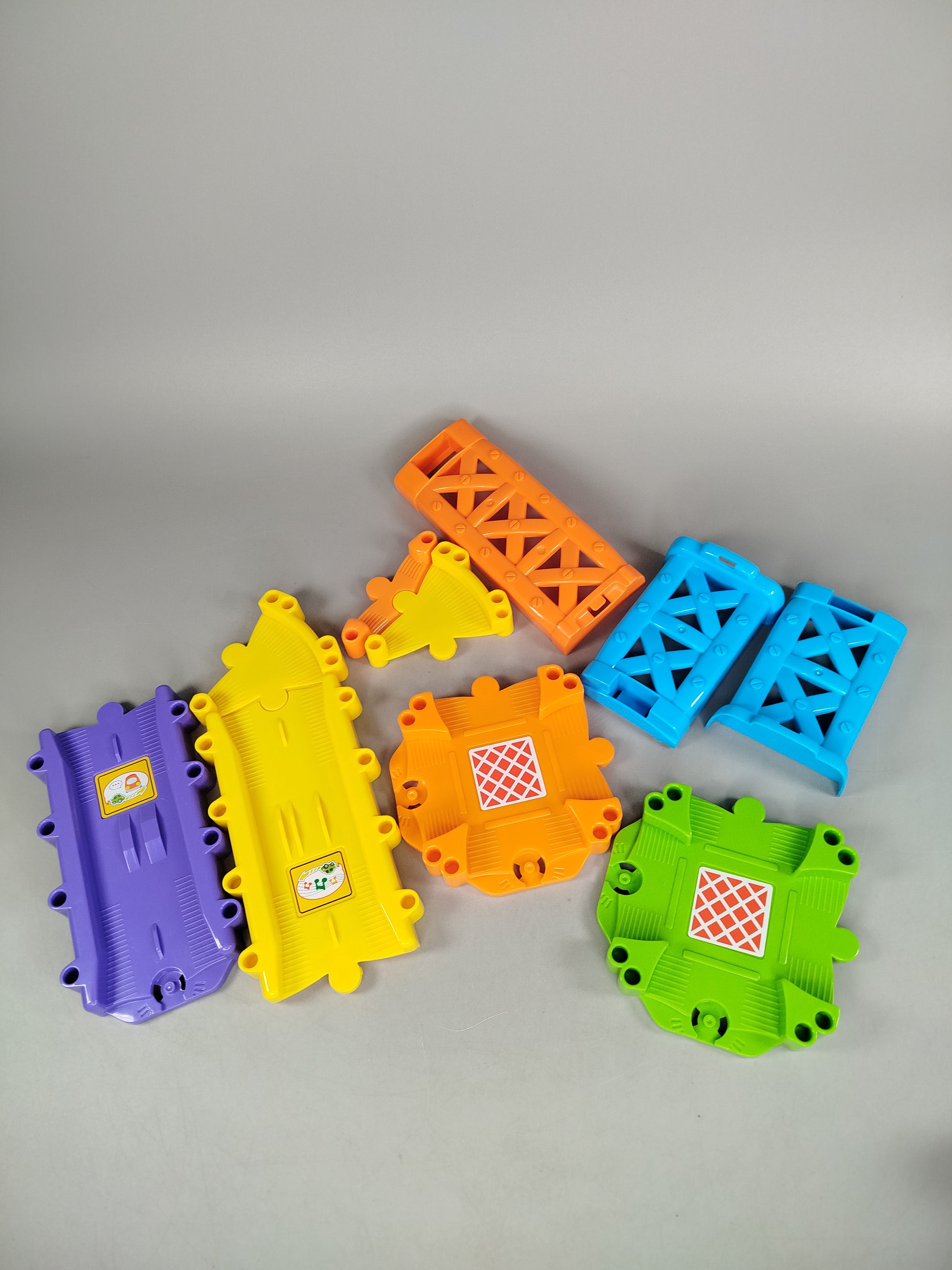 VTech Tut Tut Baby Flitzer Straßen-Set mit 6 Fahrzeugen