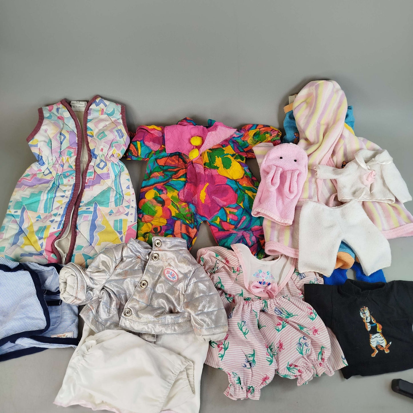 Bundle Puppenkleidung Outfits & Zubehör