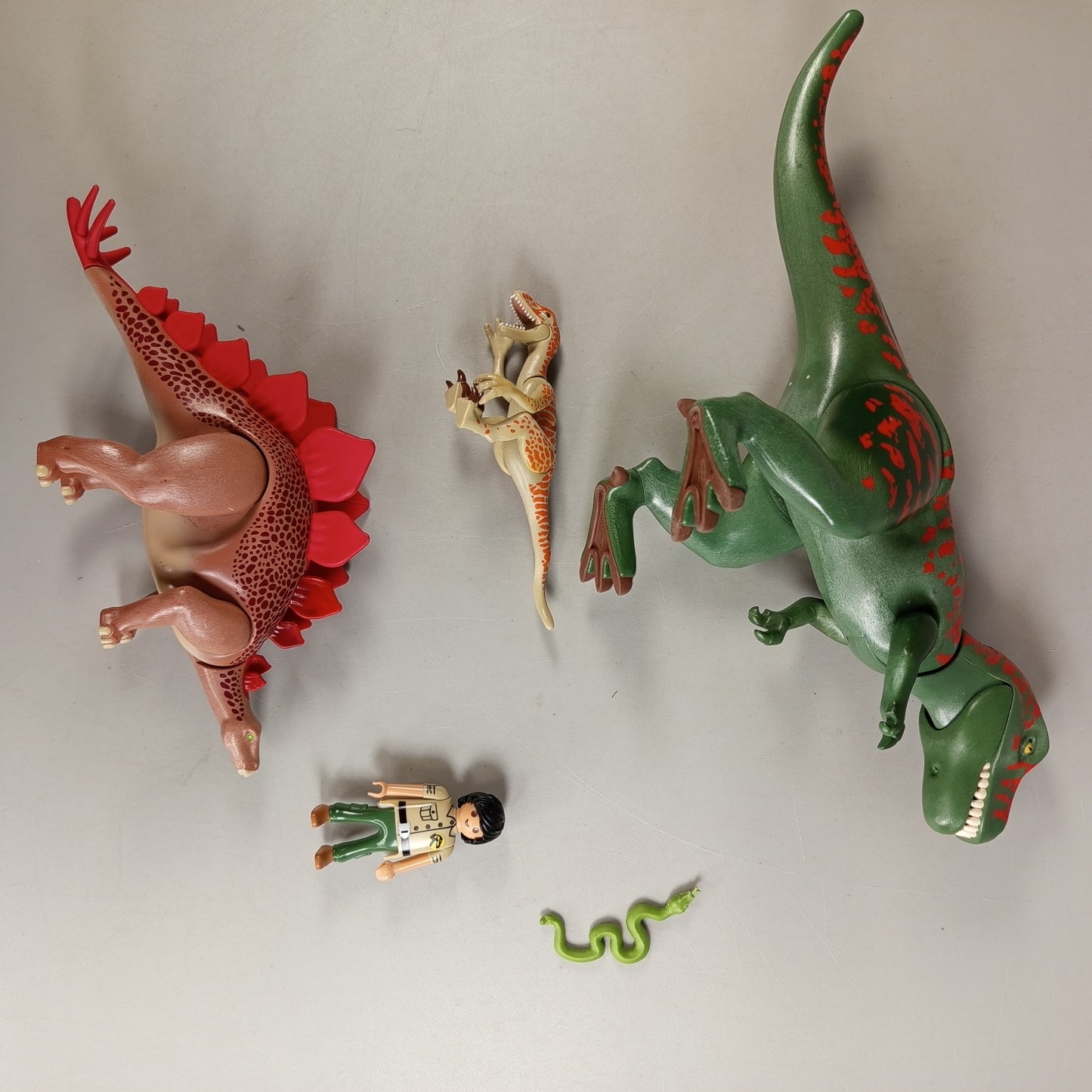 Dinosaurier Spielset – mit 3 Dinos & Forscherfigur
