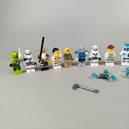 LEGO Ninjago Minifiguren Set von 17, wie neu