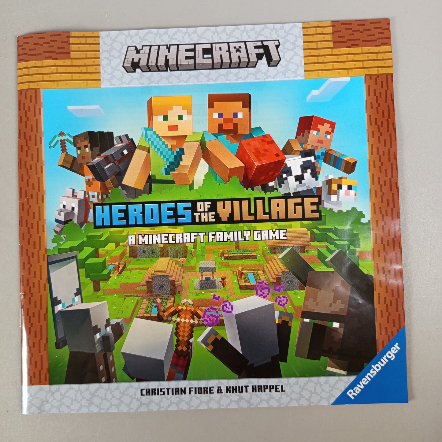 Ravensburger Brettspiel – Minecraft Heroes of the Village, OVP