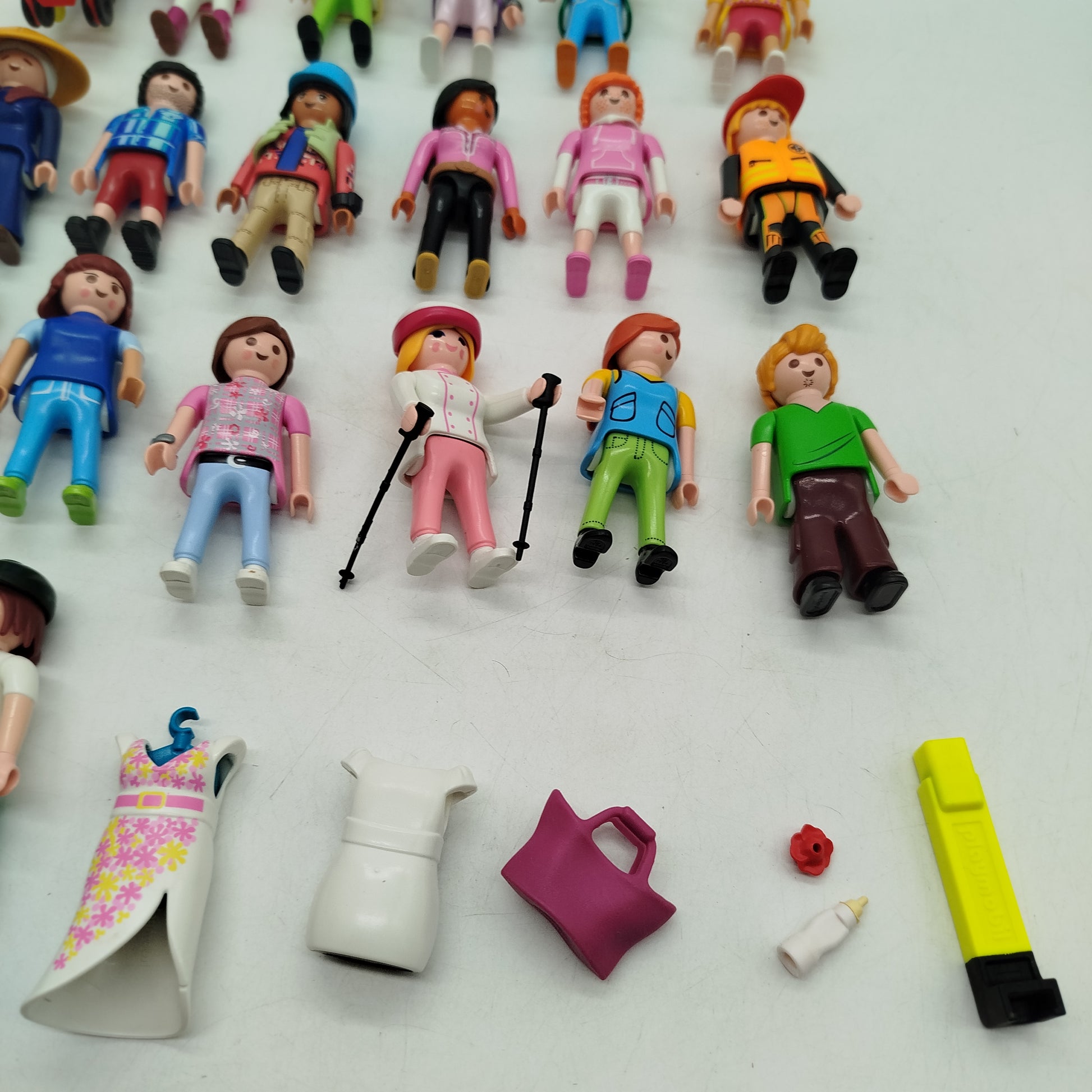 Playmobil Bundle Set von 20 Figuren, gebraucht, ab 3 4 5 Jahre | ✅ geprüft 