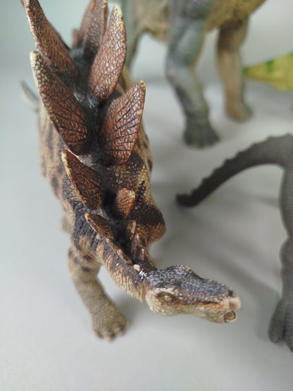 Dinosaurier Spielfiguren Set von 11 – verschiedene Arten 