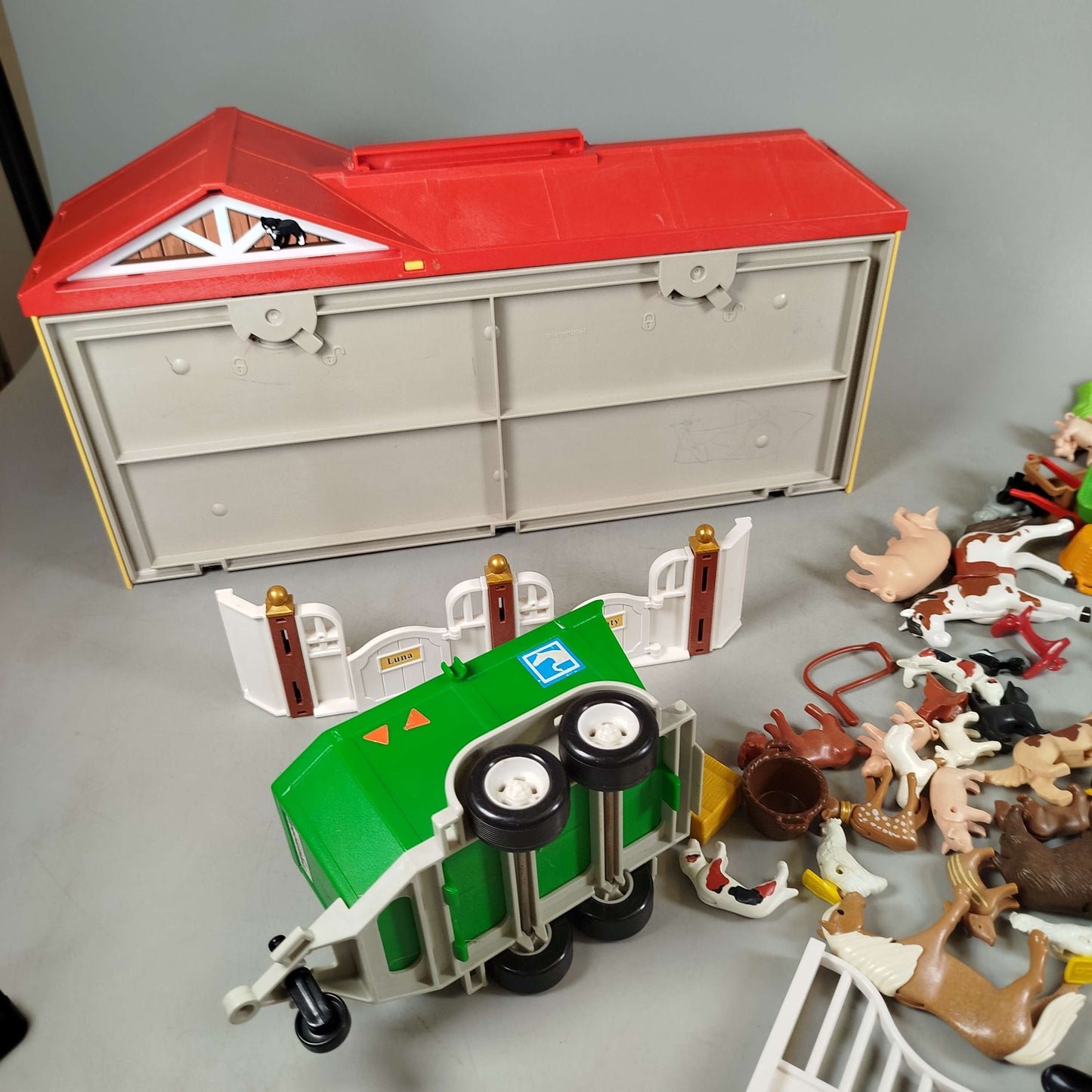 Playmobil Bundle Bauernhof Haus & Tiere