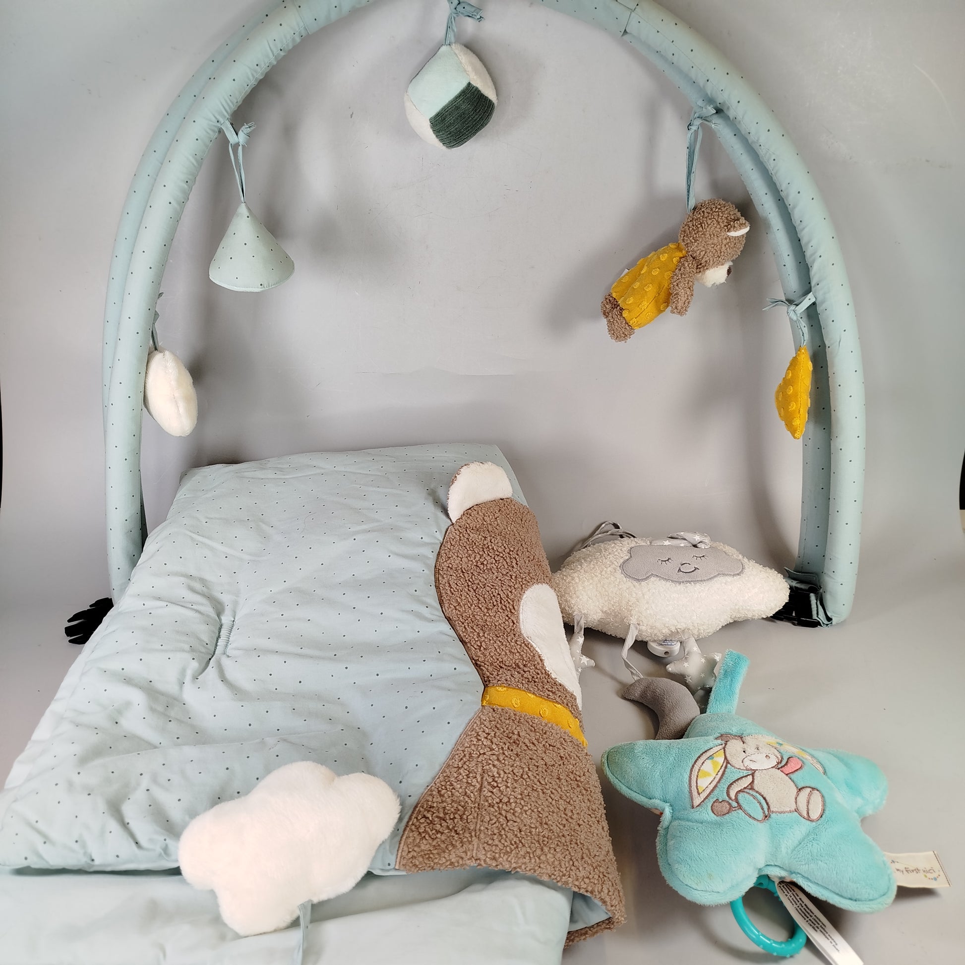 Verschiedene Marken Baby-Spielbogen & Musik-Spieluhren (Wolke & Stern)