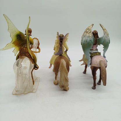 Schleich Bundle Fantasie Reiterinnen Set von 3 Pferde Figuren