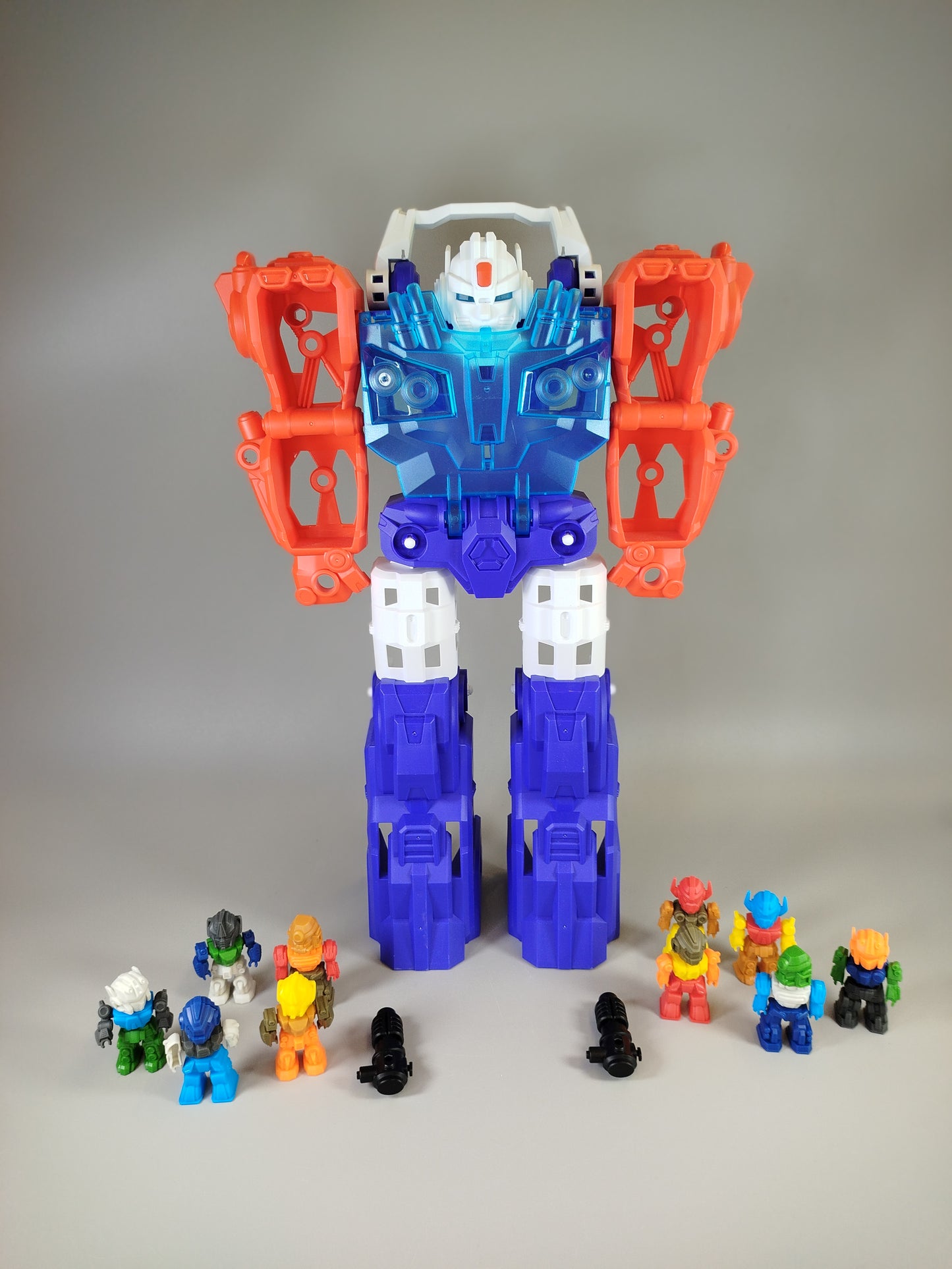  Transformierender Roboter mit Licht und Sound